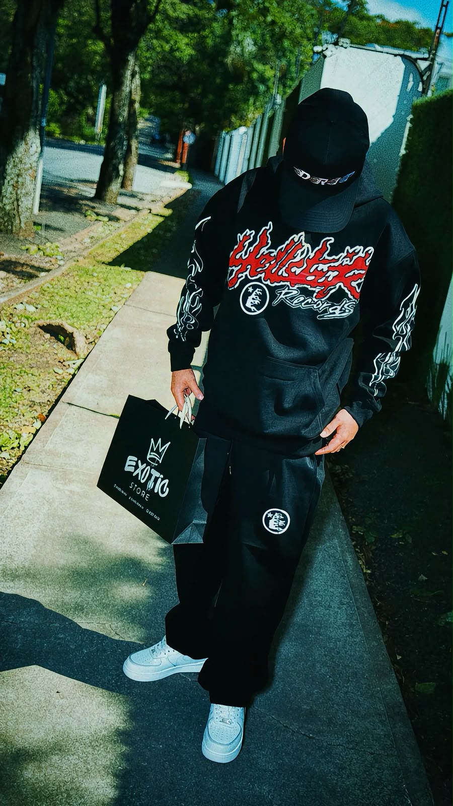 HOLLISTER X DEATH ROW RECORDS